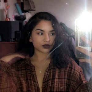 Meet your Posher, Andrea